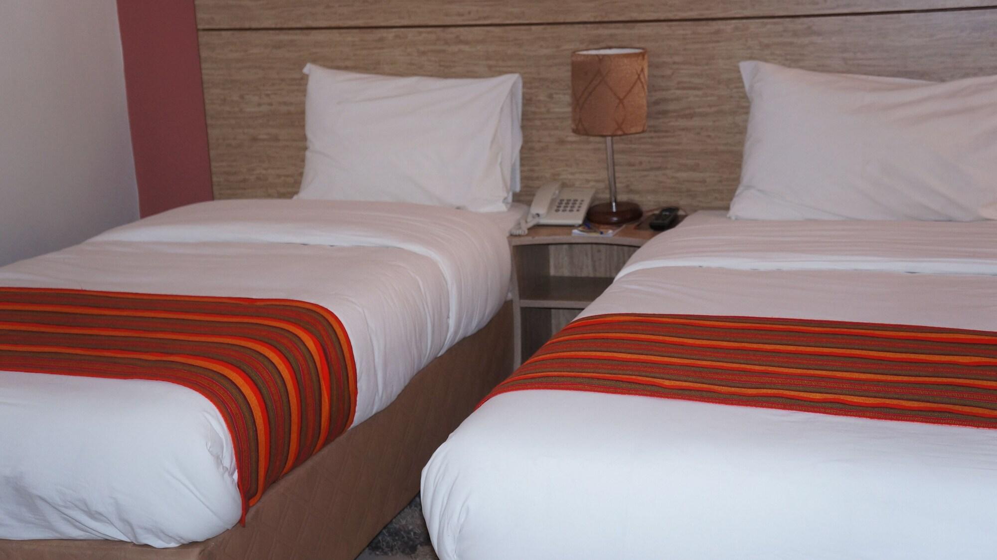 ניירובי Hotel Emerald מראה חיצוני תמונה